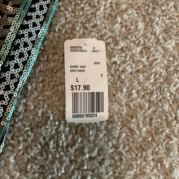 Forever 21 blue silver and black sequin shorts - Picture 3 of 6